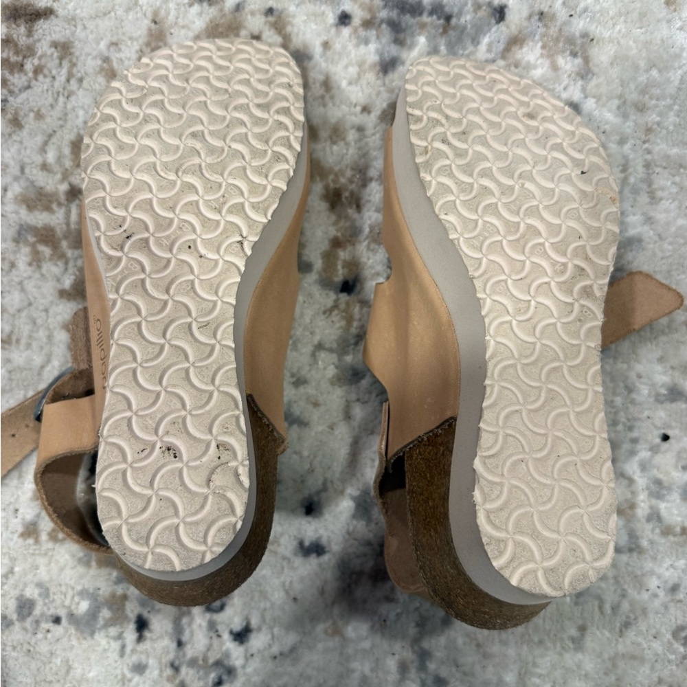 Papillio Tan Nude Leather Triple-Buckle Sandals - Picture 4 of 6